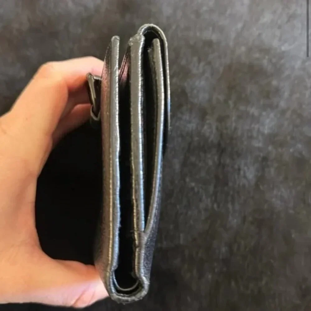 Gucci Compact Wallet Black - Picture 3 of 9